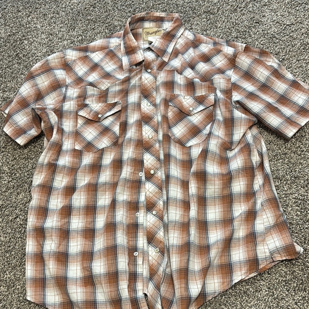 Wrangler Brown and White Casual Button Down Shirt